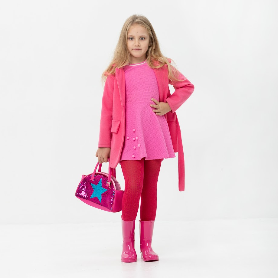 Fuchsia-colored ribbed tights